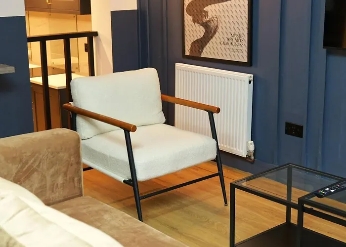 Stanley House - By Ml Short *